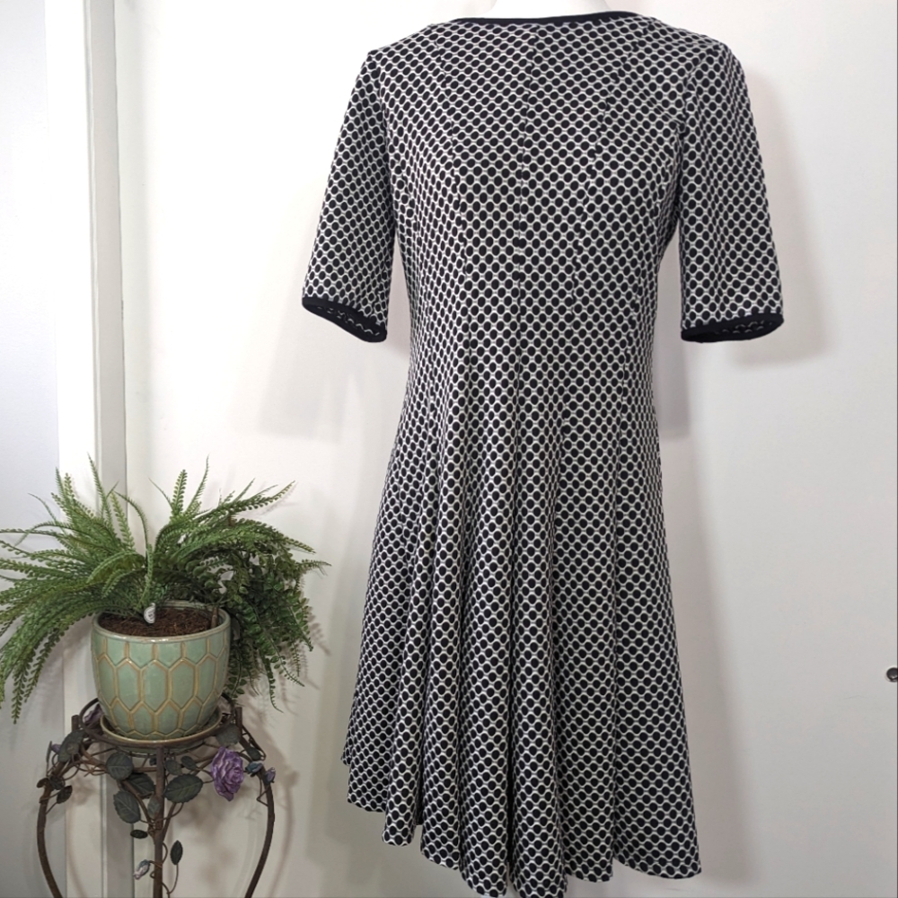 Danny and Nicole Fit and Flare Dress Size 10